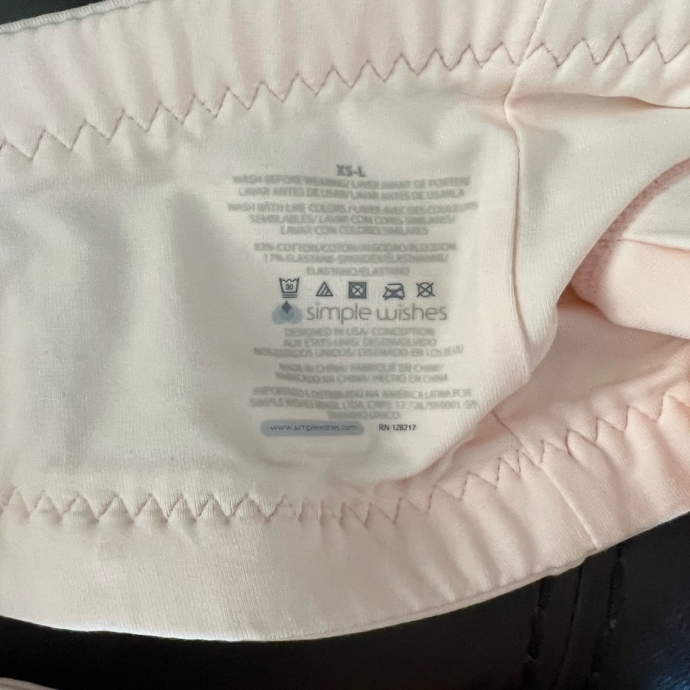 Simple wishes hands free pumping bra